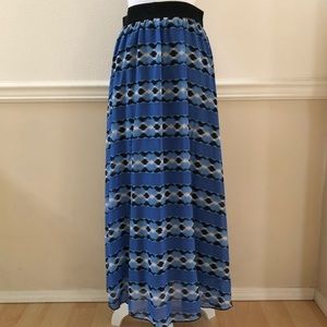 Discontinued Lularoe Lucy Skirt Size Small